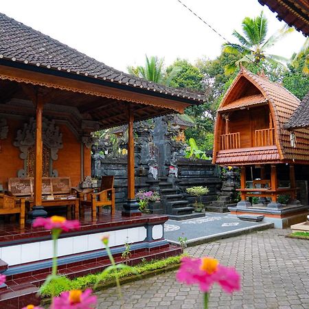 Rindu Homestay Undisan Exterior foto